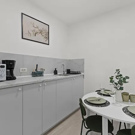 Apartment 2bdr In Old Town