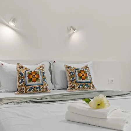 2bdr In Old Town Apartament